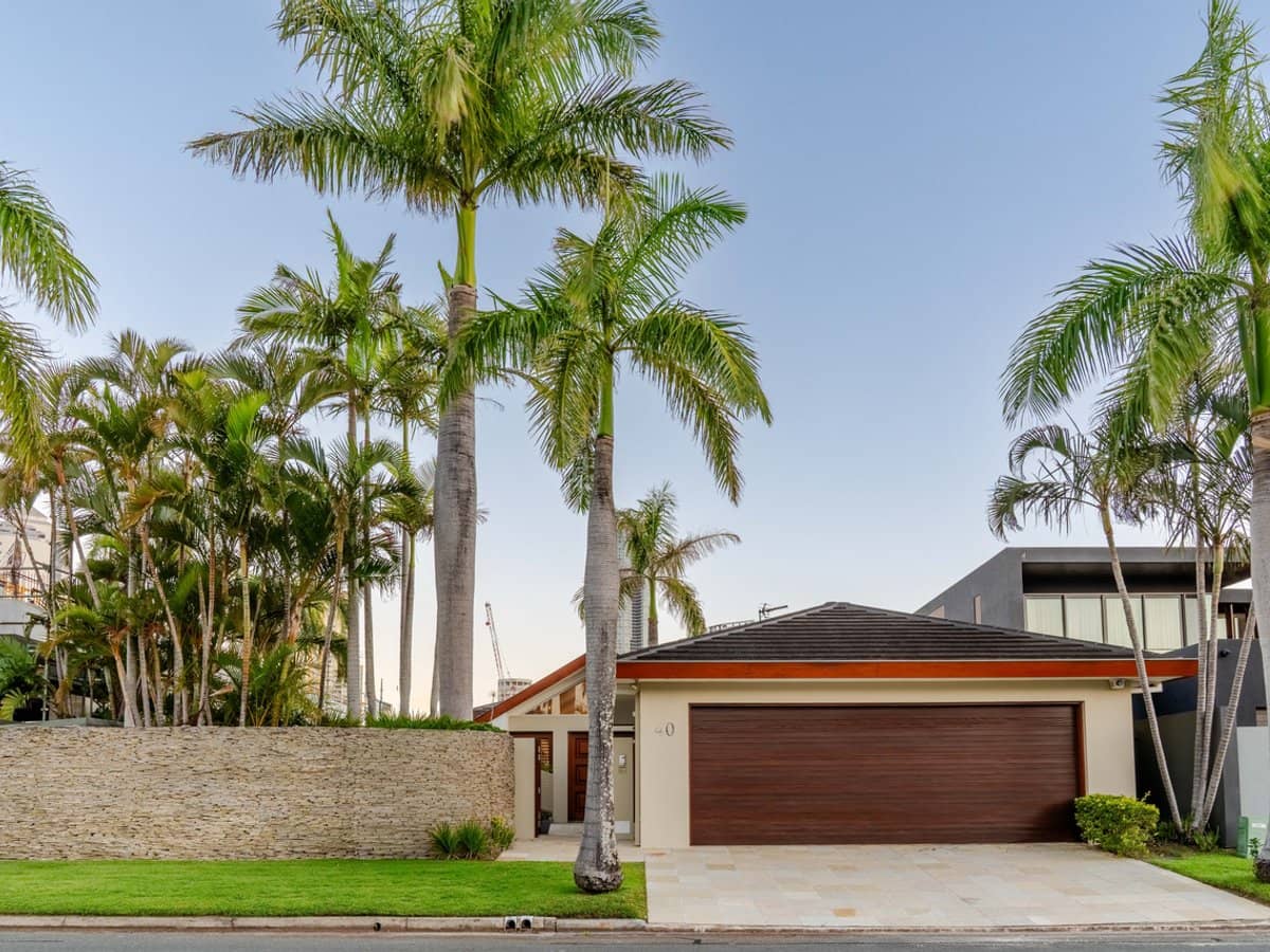 40 Admiralty Drive, SURFERS PARADISE - Thumbnail 2