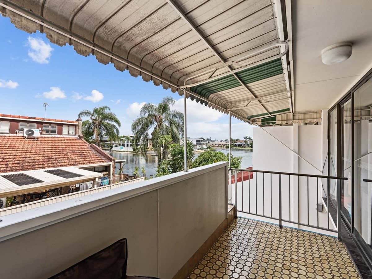 11 Hooker Boulevard, BROADBEACH WATERS - Thumbnail 12