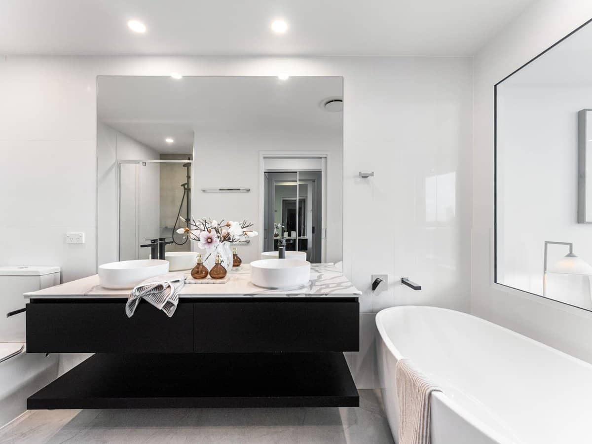 5 Harbour Side Court, BIGGERA WATERS - Thumbnail 10