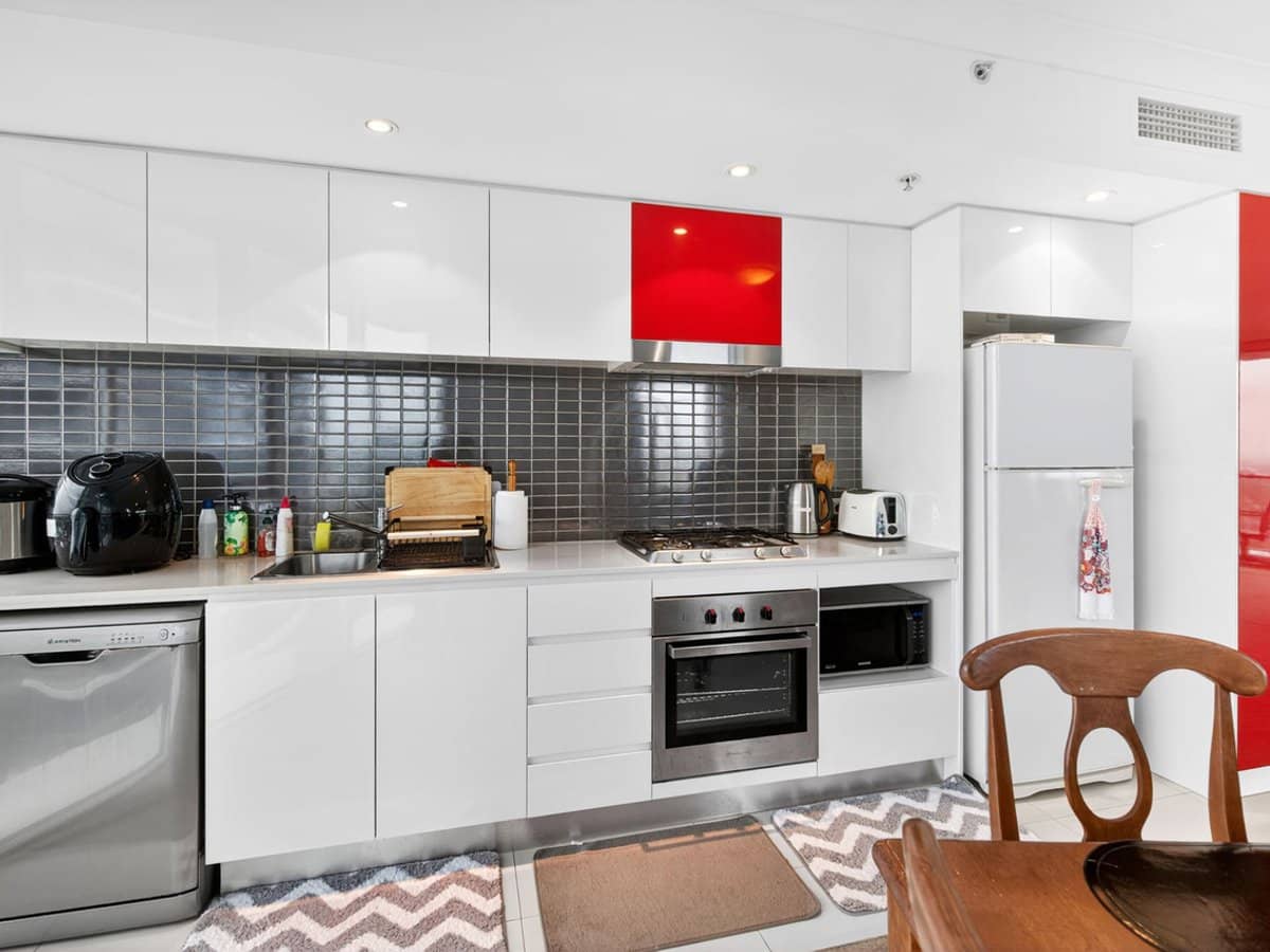 5 Lawson Street, Southport - Thumbnail 4