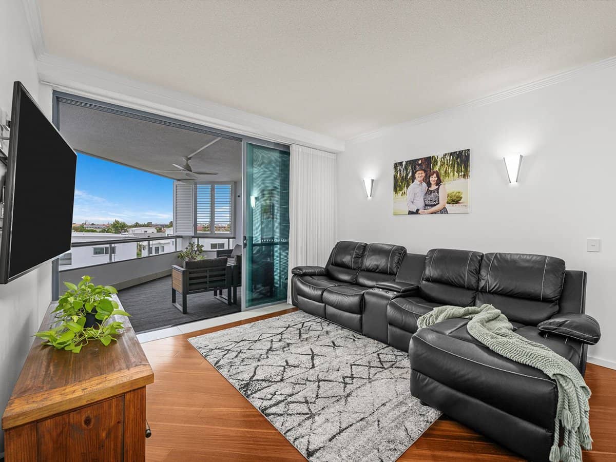 28 Bayview Street, Runaway Bay - Thumbnail 10