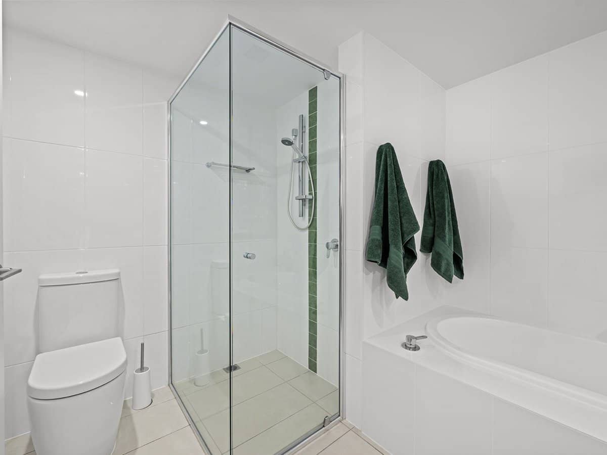 28 Bayview Street, Runaway Bay - Thumbnail 17