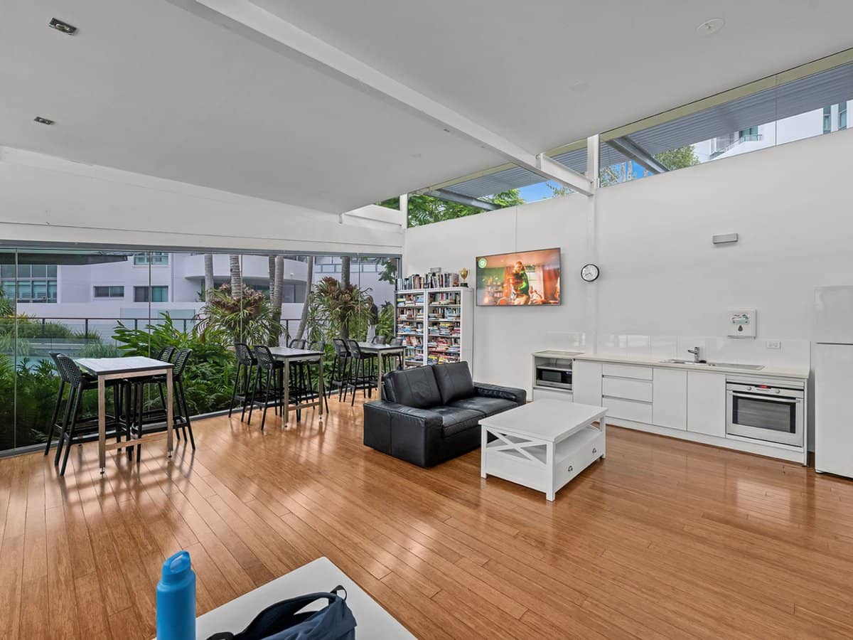 28 Bayview Street, Runaway Bay - Thumbnail 24