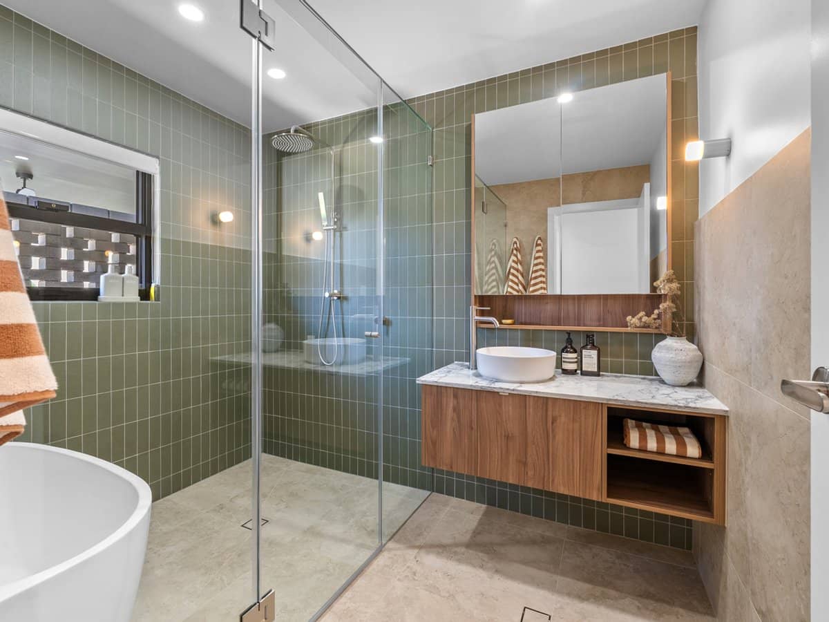 1/189 Bayview Street, Runaway Bay - Thumbnail 20