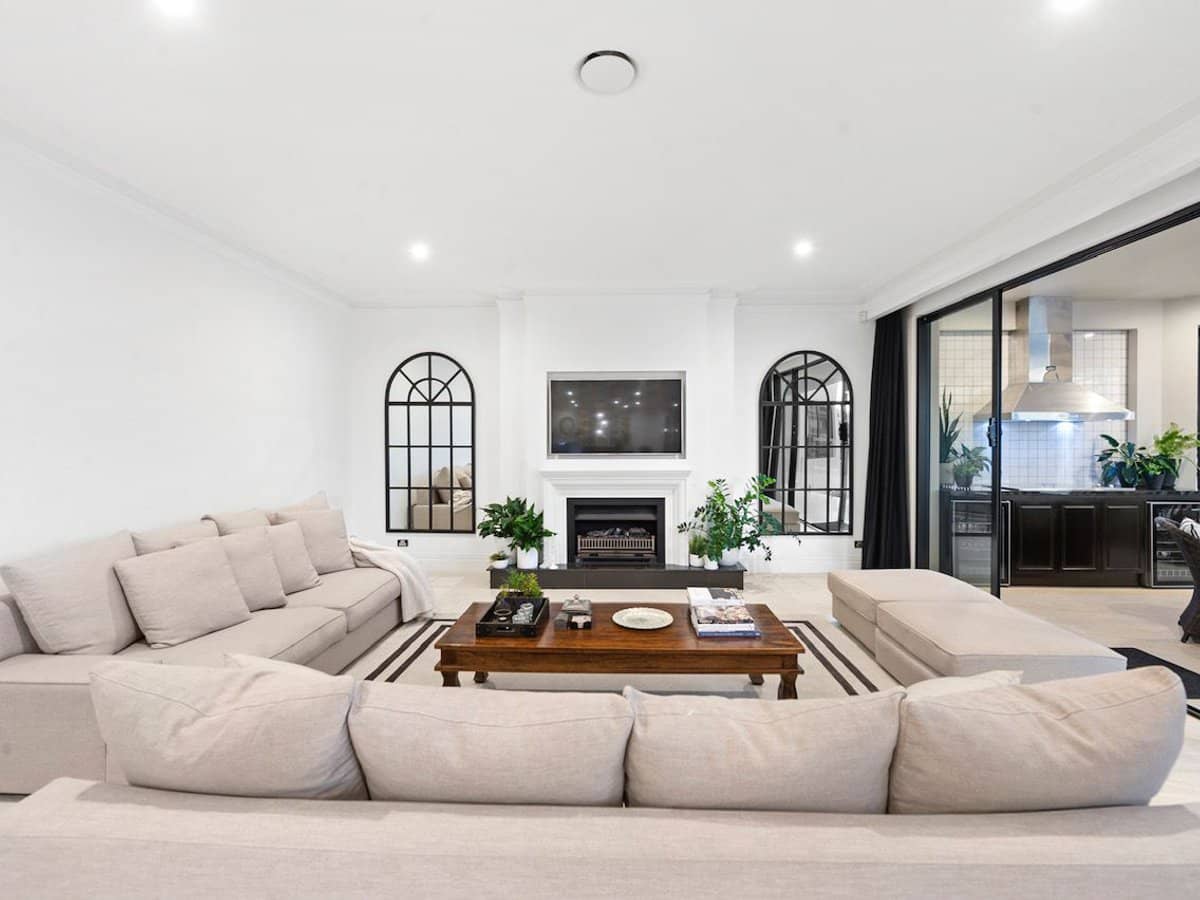 62 King Charles Drive, Sovereign Islands - Thumbnail 5