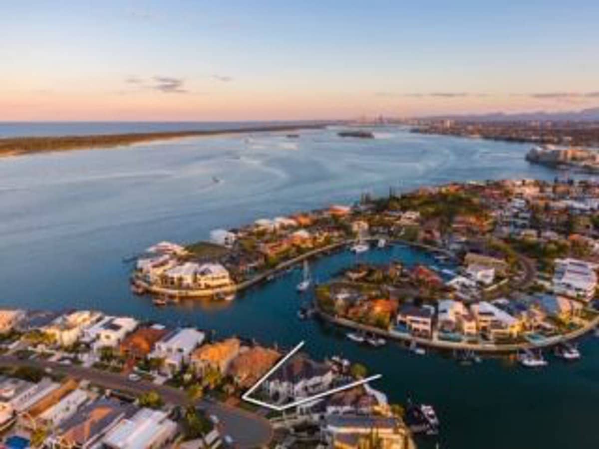 62 King Charles Drive, Sovereign Islands - Thumbnail 22