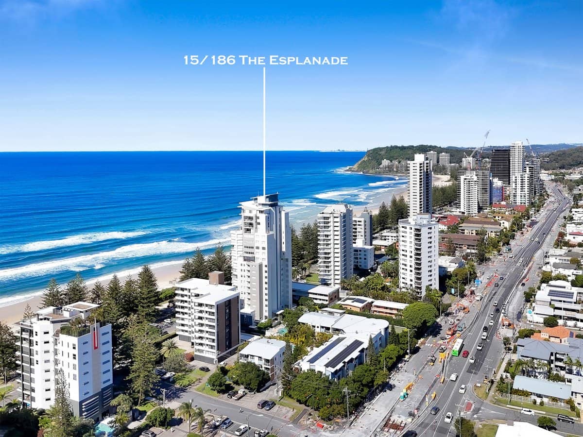 186 The Esplanade, Burleigh Heads - Thumbnail 2
