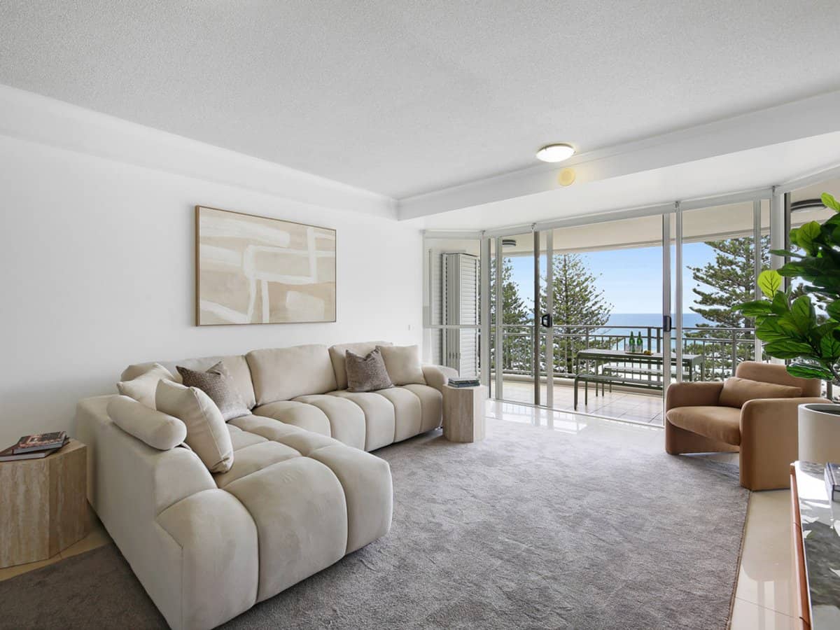 186 The Esplanade, Burleigh Heads - Thumbnail 6