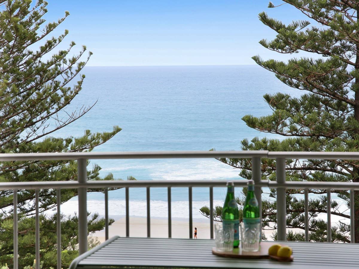 186 The Esplanade, Burleigh Heads - Thumbnail 8