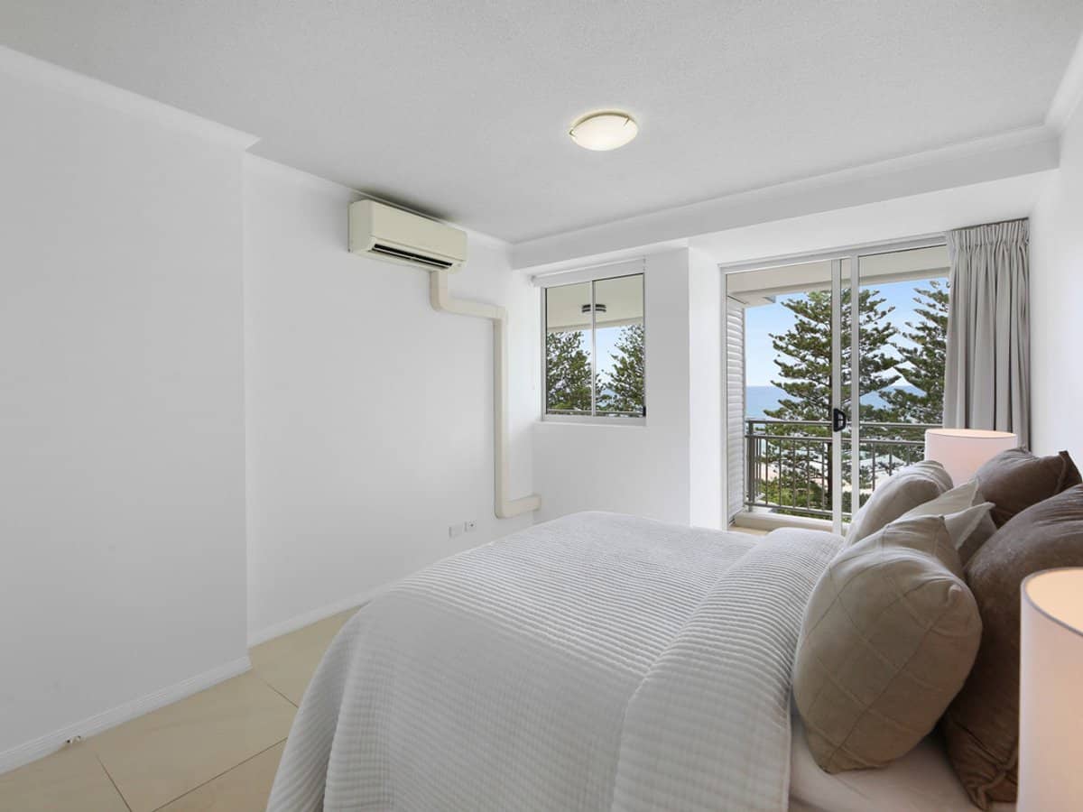 186 The Esplanade, Burleigh Heads - Thumbnail 17