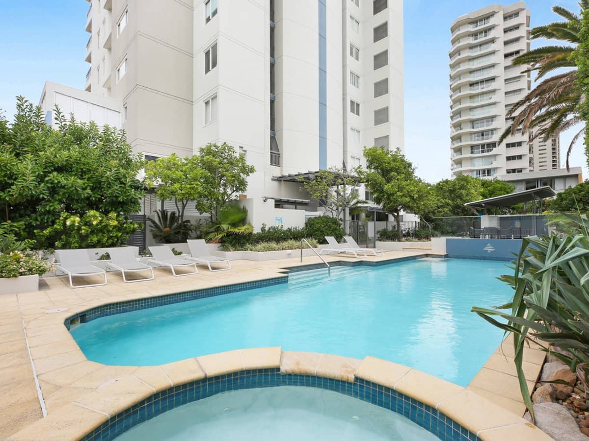 186 The Esplanade, Burleigh Heads - Thumbnail 23