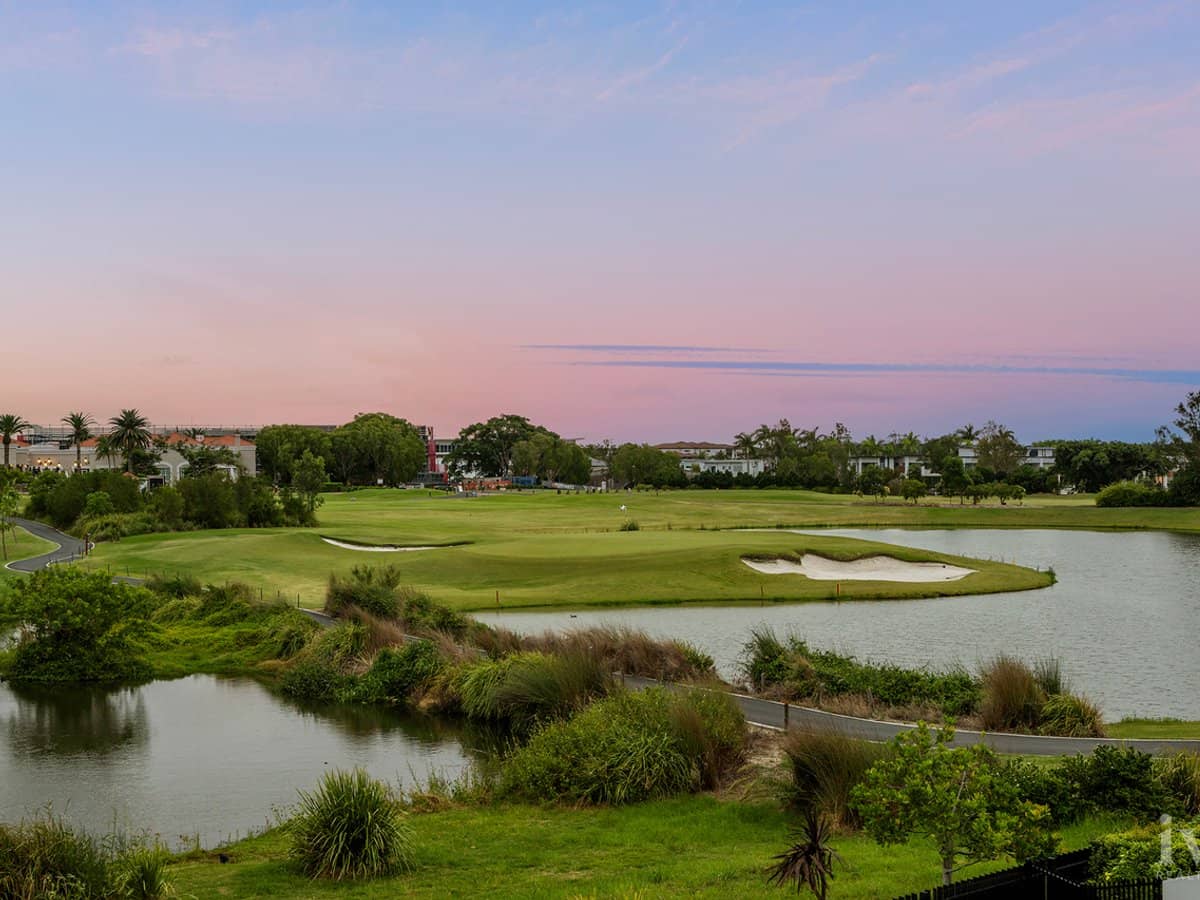 9221 Peter Senior Drive, Hope Island - Thumbnail 16