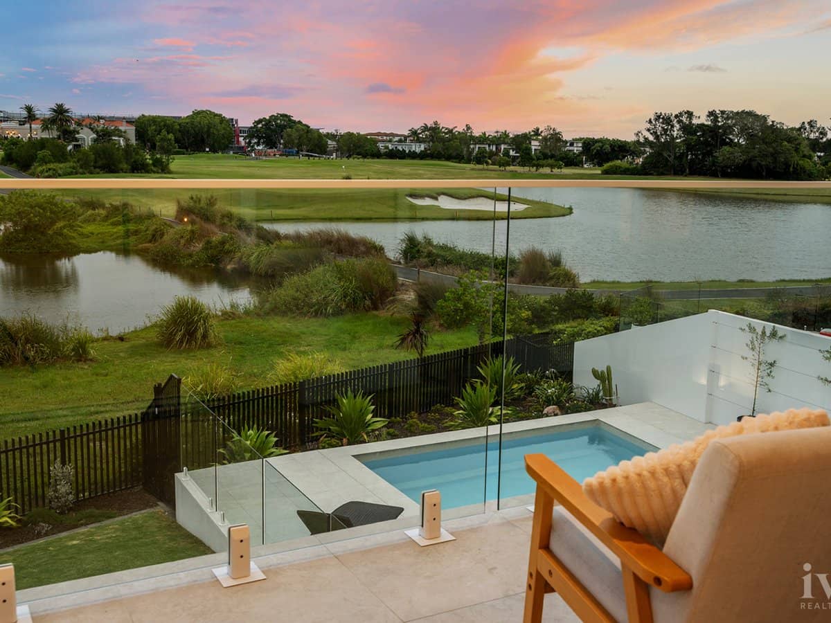 9221 Peter Senior Drive, Hope Island - Thumbnail 20