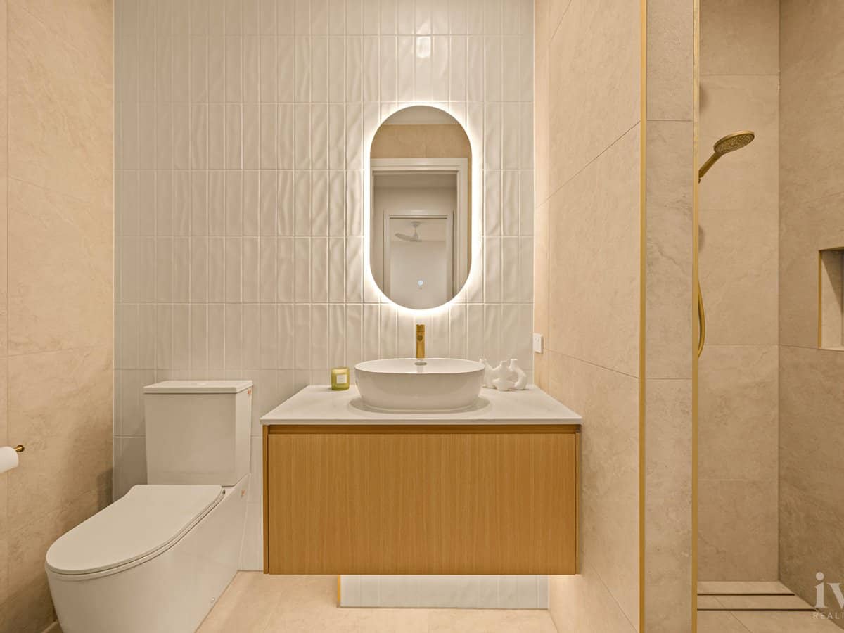 9221 Peter Senior Drive, Hope Island - Thumbnail 27