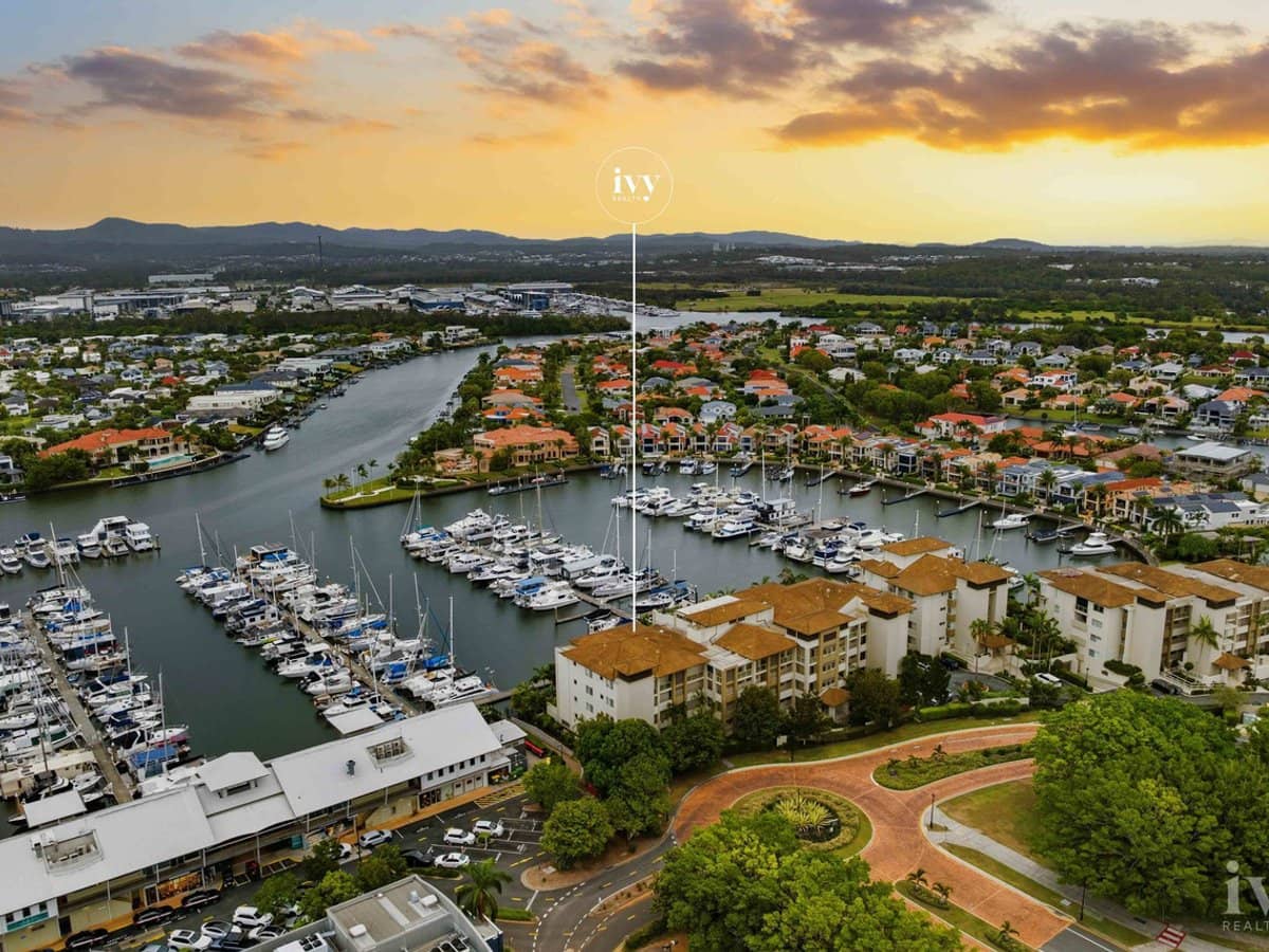 1789/1 Rialto Quay Drive, Hope Island - Thumbnail 2