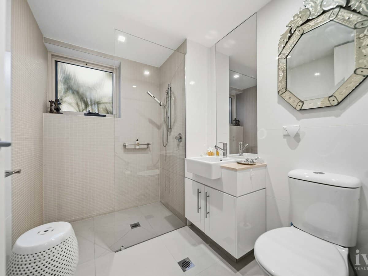 1789/1 Rialto Quay Drive, Hope Island - Thumbnail 16