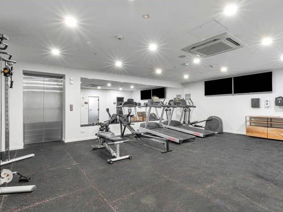 9 Norfolk Avenue, Surfers Paradise - Thumbnail 19