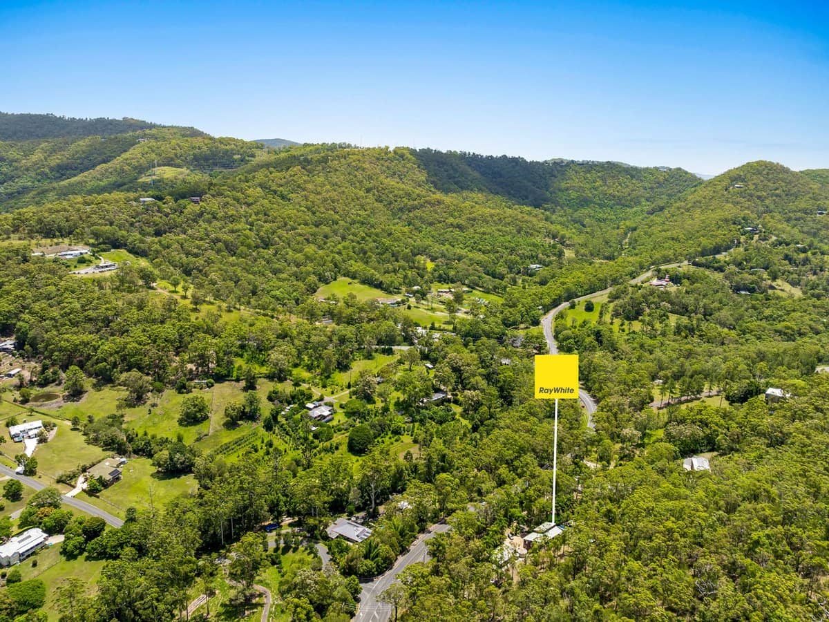 1194 Tamborine - Oxenford Road, Wongawallan - Thumbnail 3