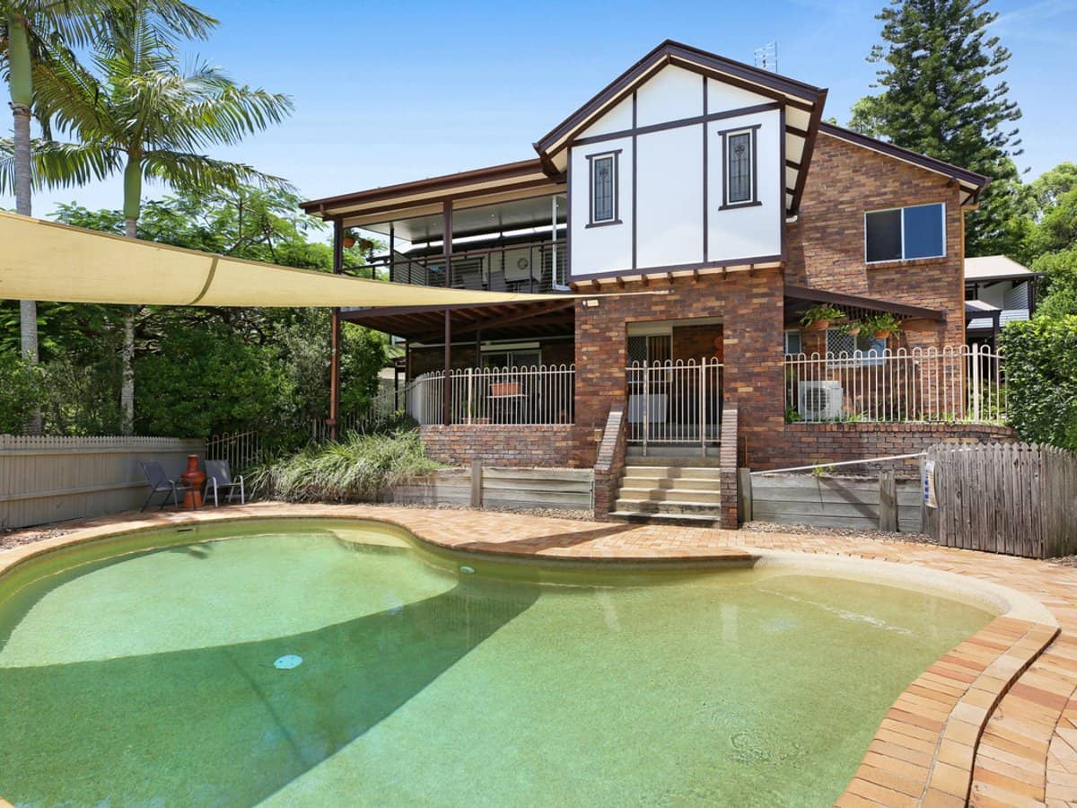 7 Wirildar Drive, Elanora - Thumbnail 2