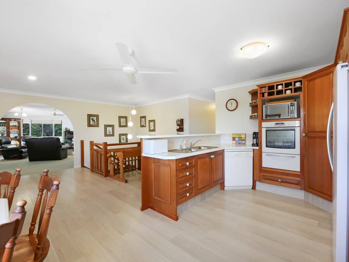 7 Wirildar Drive, Elanora - Thumbnail 6