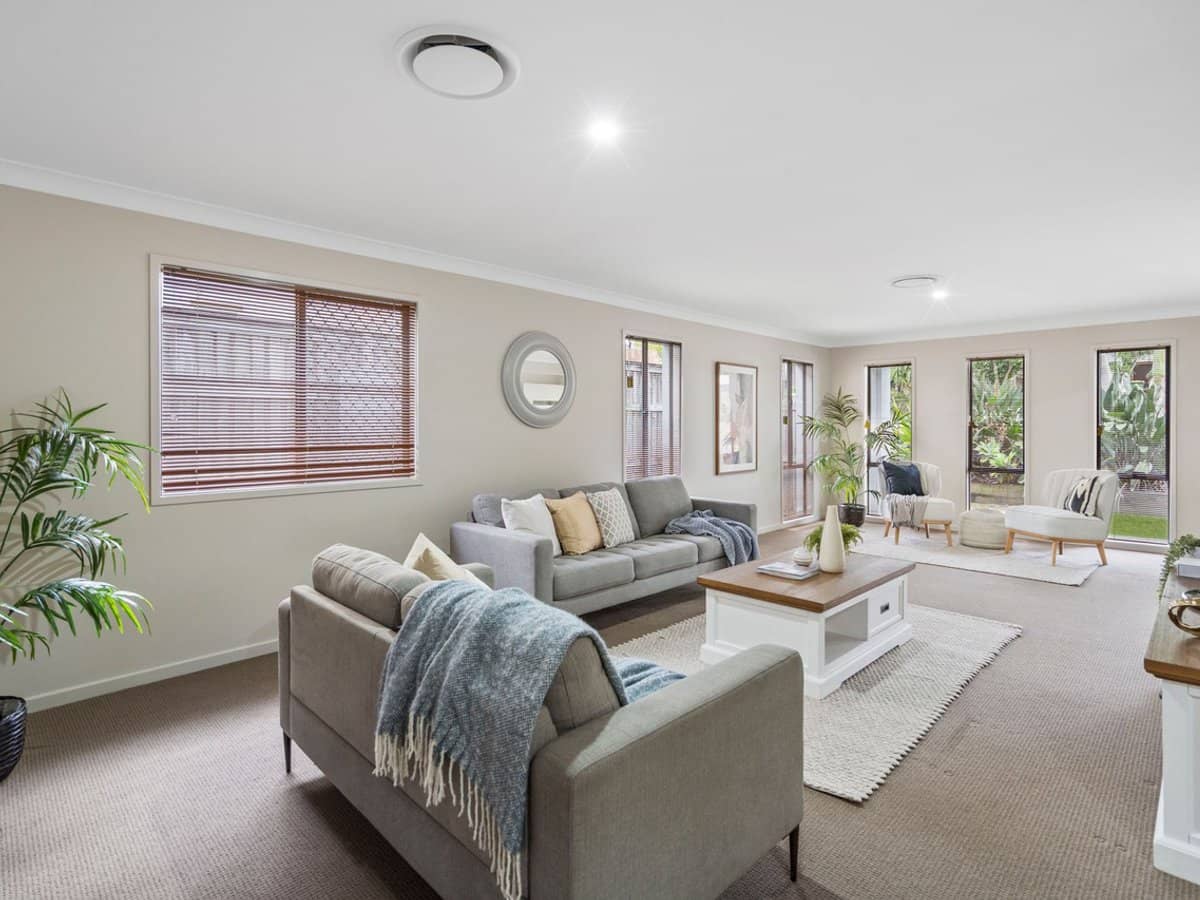 15 Long Island Drive, WINDAROO - Thumbnail 4