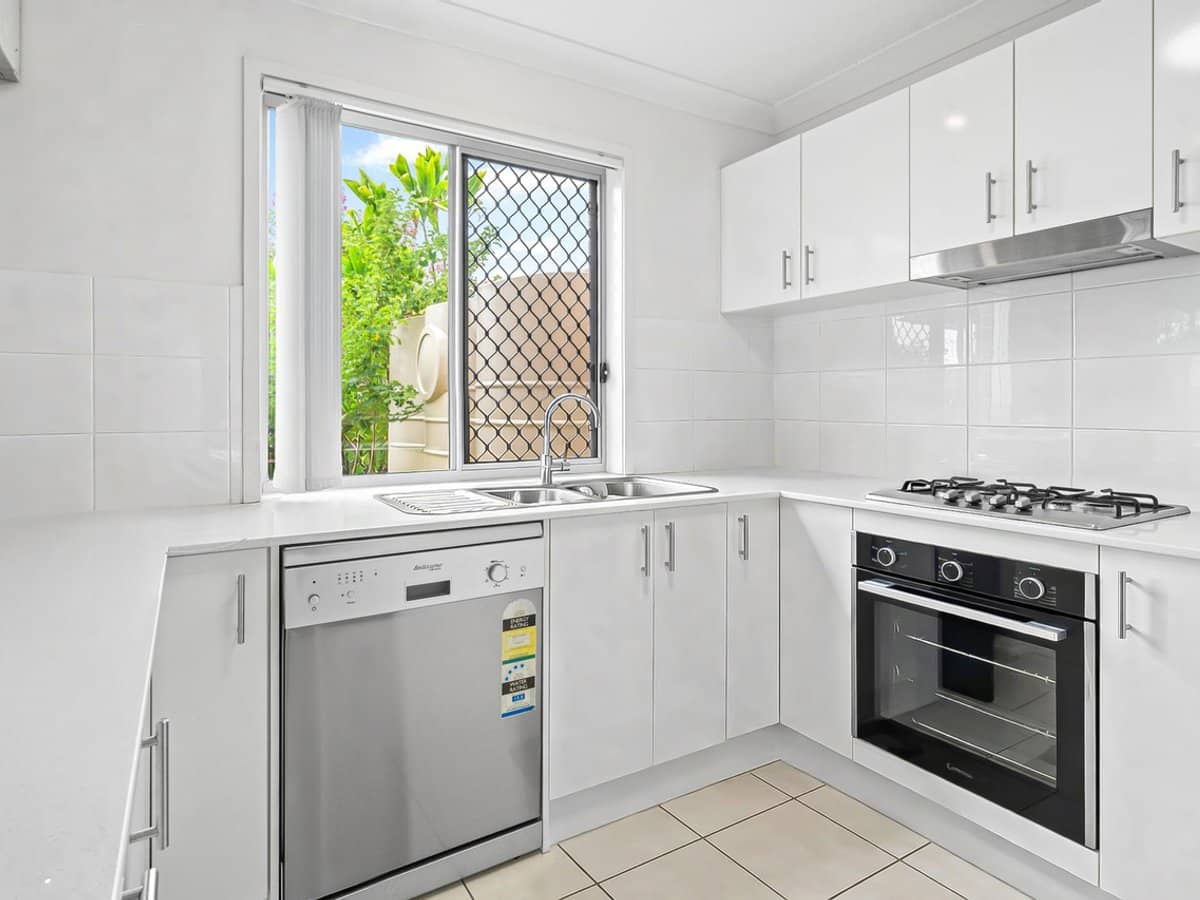 20 Ambition Street, ORMEAU - Thumbnail 4