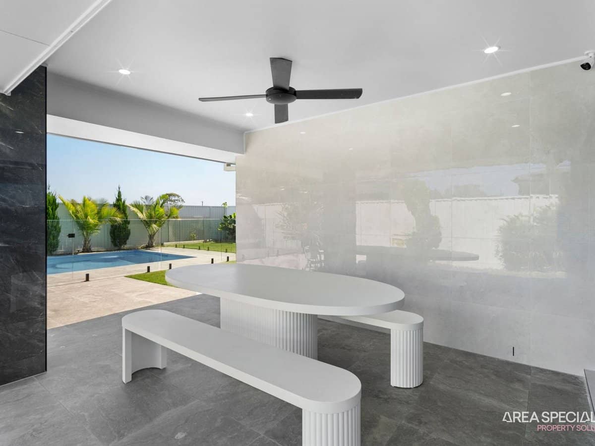 22 Iluka Way, Jacobs Well - Thumbnail 14