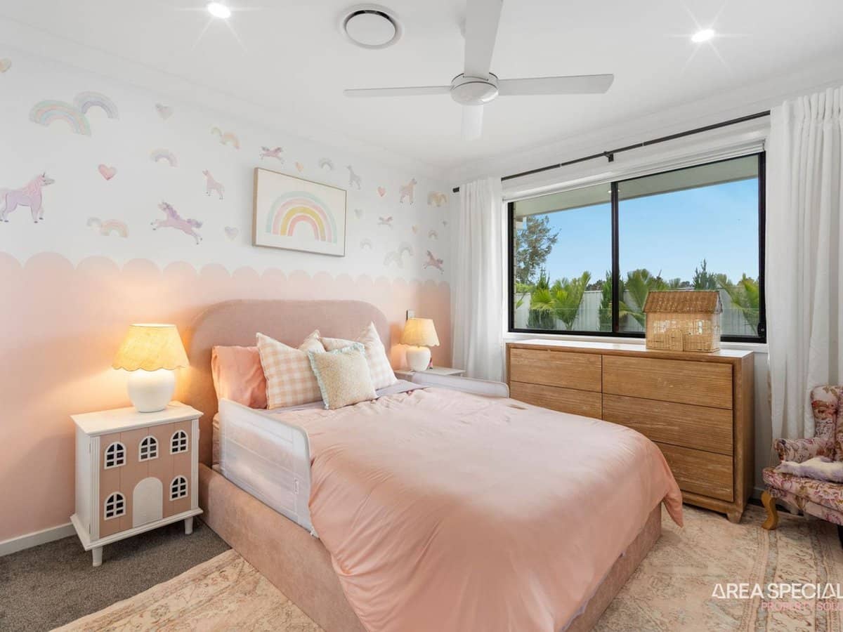 22 Iluka Way, Jacobs Well - Thumbnail 17