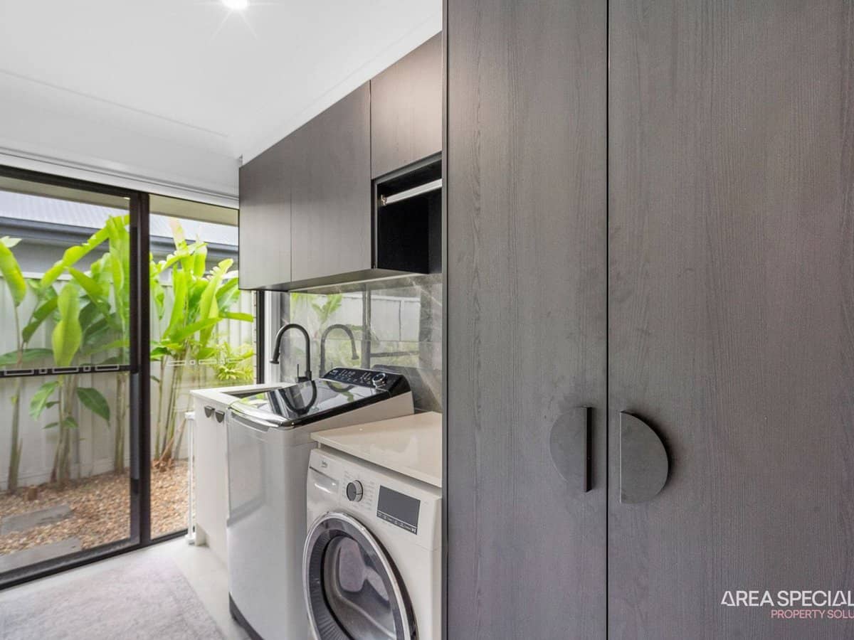 22 Iluka Way, Jacobs Well - Thumbnail 23