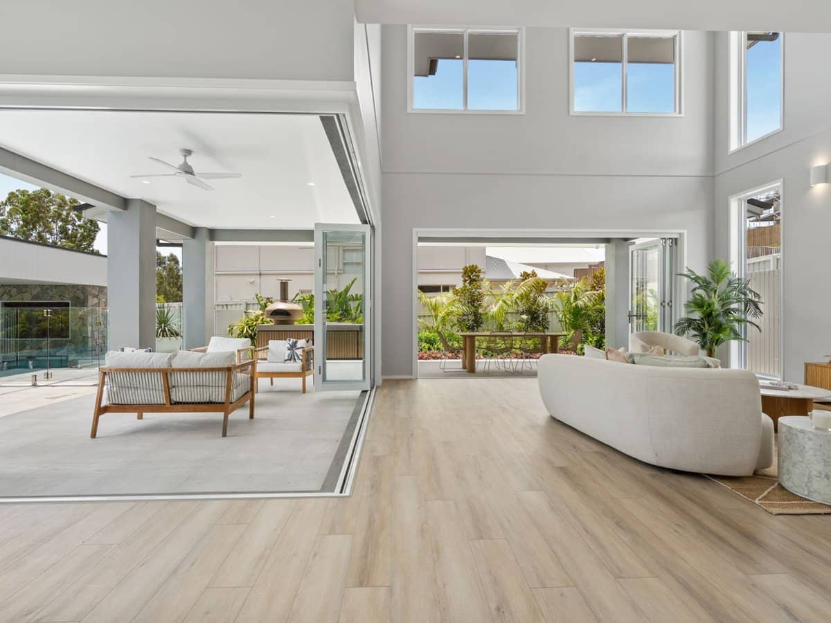 141 Cowell Drive, BURLEIGH HEADS - Thumbnail 7