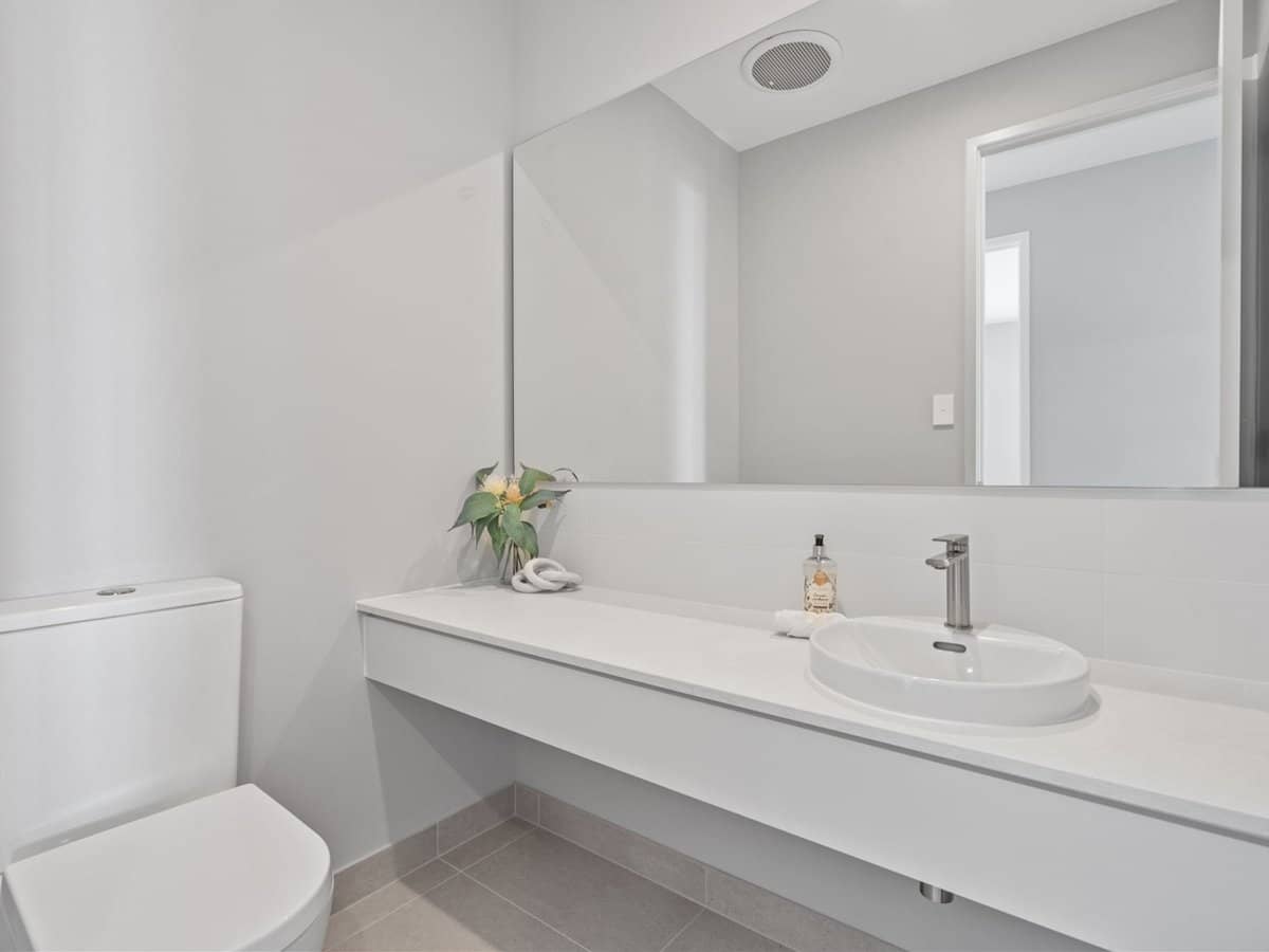 141 Cowell Drive, BURLEIGH HEADS - Thumbnail 18