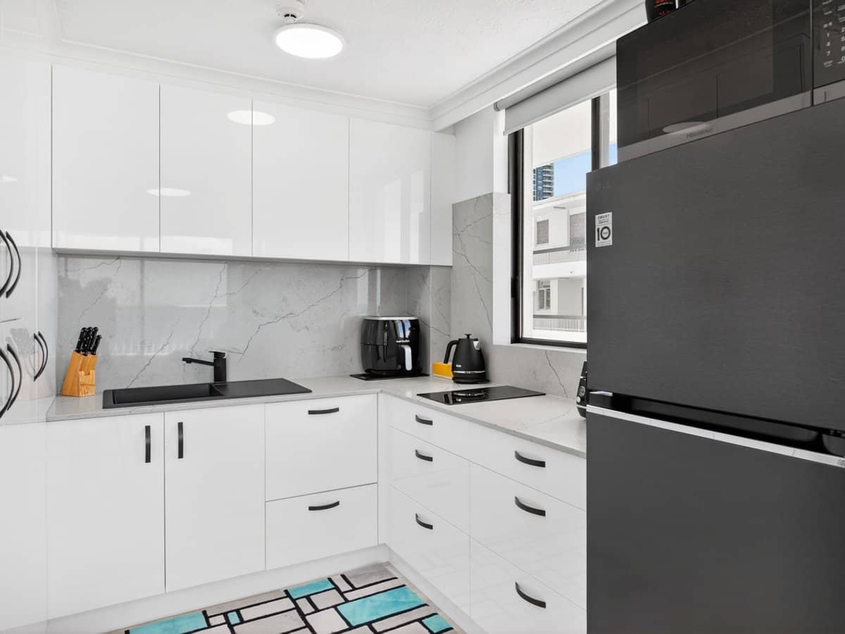 60 The Esplanade, Surfers Paradise - Thumbnail 12