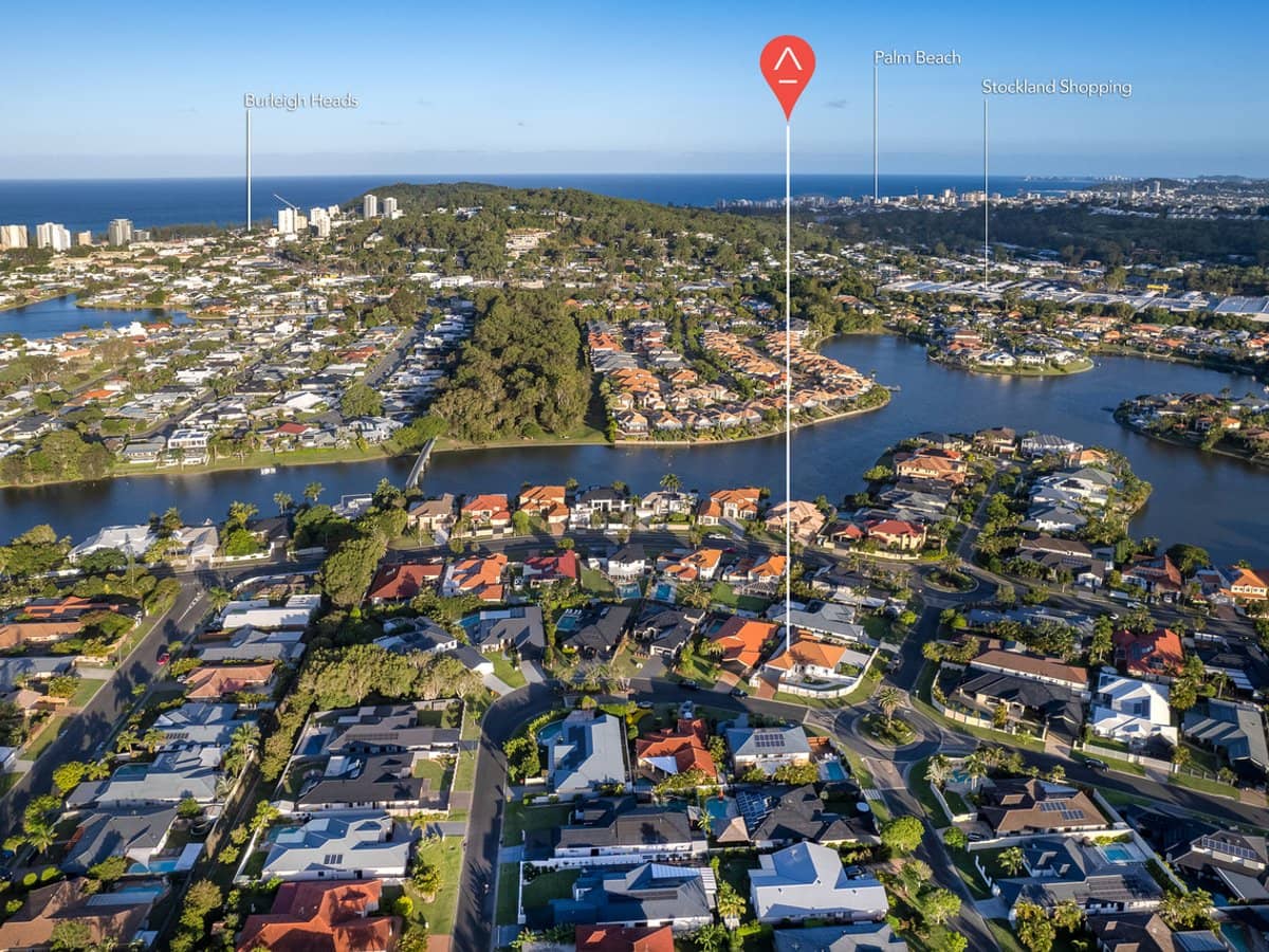 52 Tropicana Circuit, Burleigh Waters - Thumbnail 24