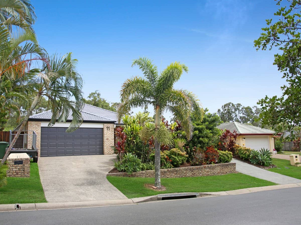 11 Arbury Hill Close, Burleigh Heads - Thumbnail 1