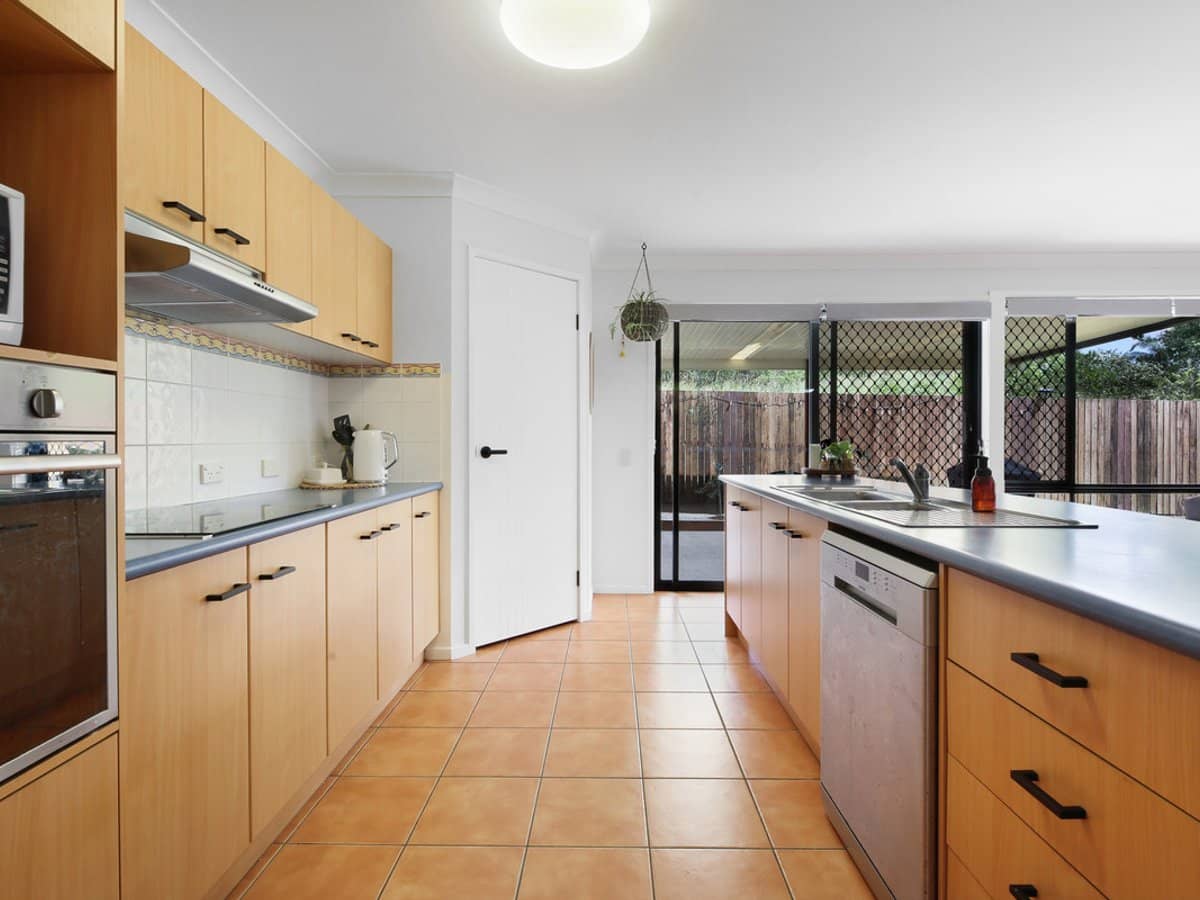 11 Arbury Hill Close, Burleigh Heads - Thumbnail 7