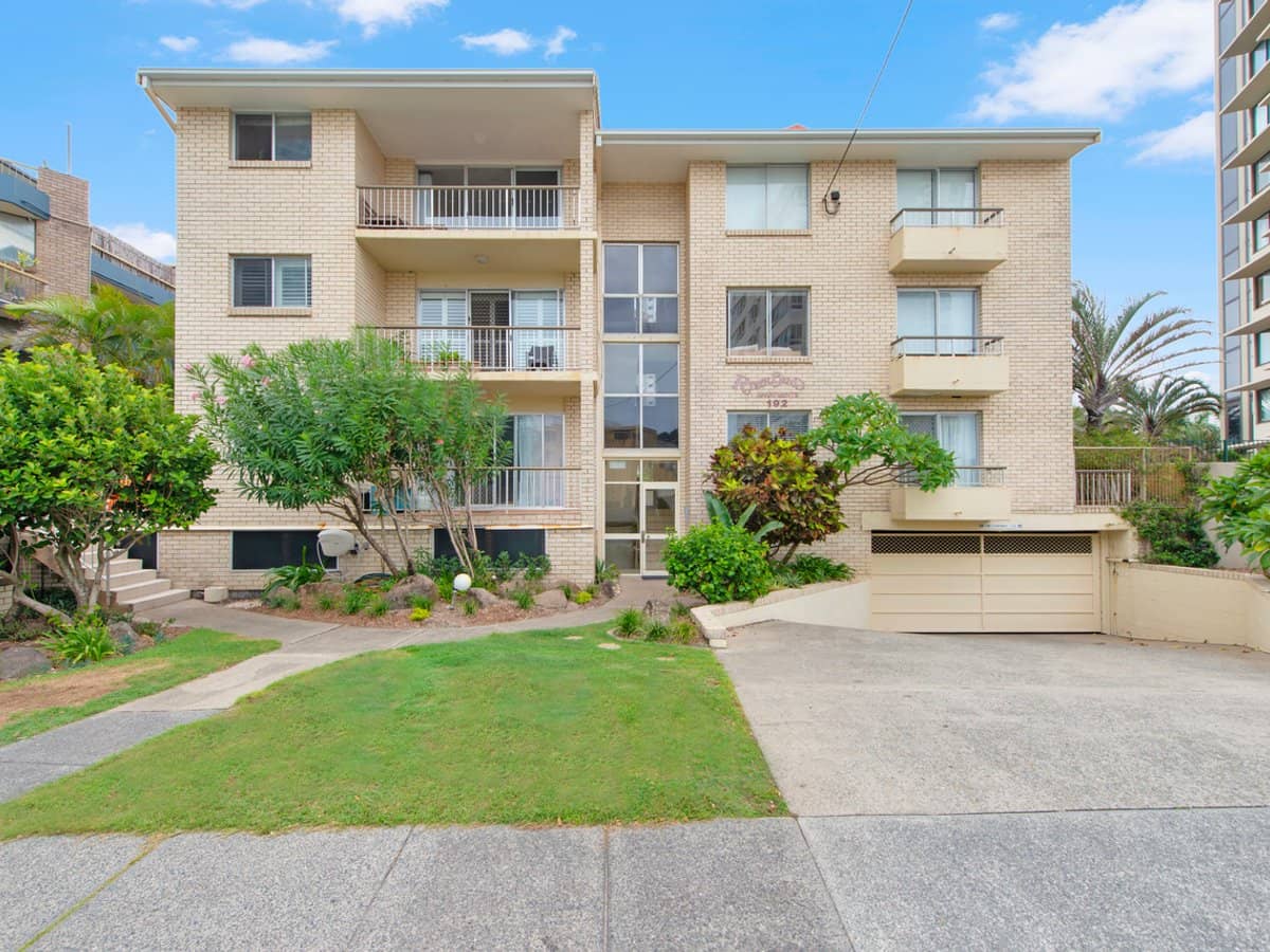 192 Ferny Avenue, Surfers Paradise - Thumbnail 4