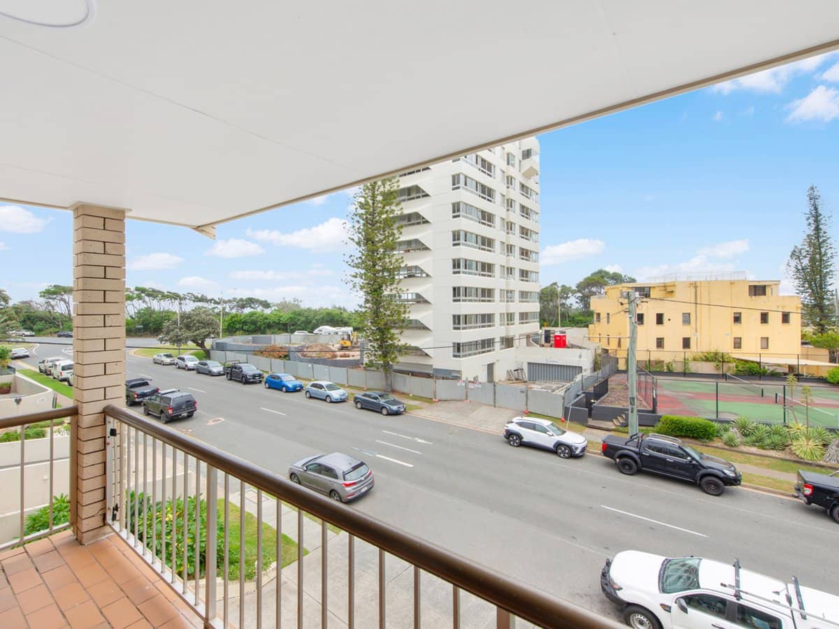 192 Ferny Avenue, Surfers Paradise - Thumbnail 5