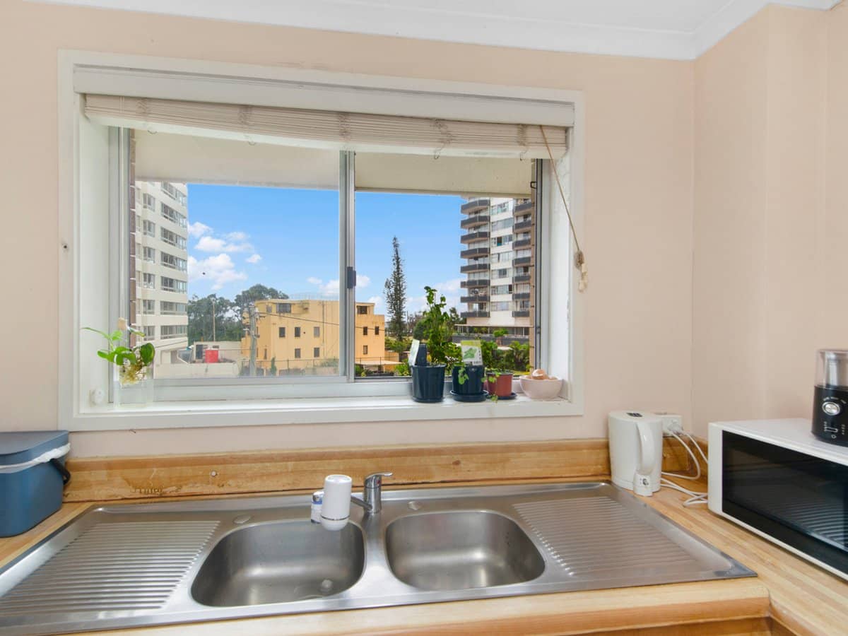 192 Ferny Avenue, Surfers Paradise - Thumbnail 10