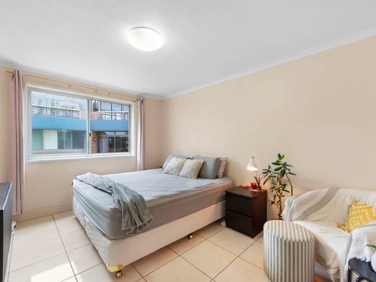 192 Ferny Avenue, Surfers Paradise - Thumbnail 13