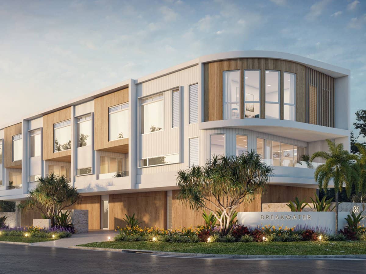 84 The Esplanade, PARADISE POINT - Thumbnail 1