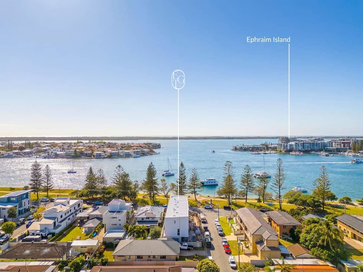 84 The Esplanade, Paradise Point - Thumbnail 5