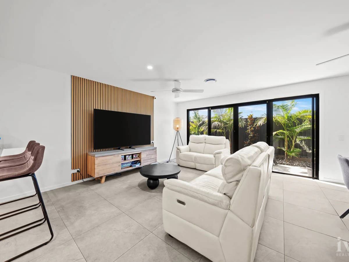 19/35 Grant Avenue, Hope Island - Thumbnail 4