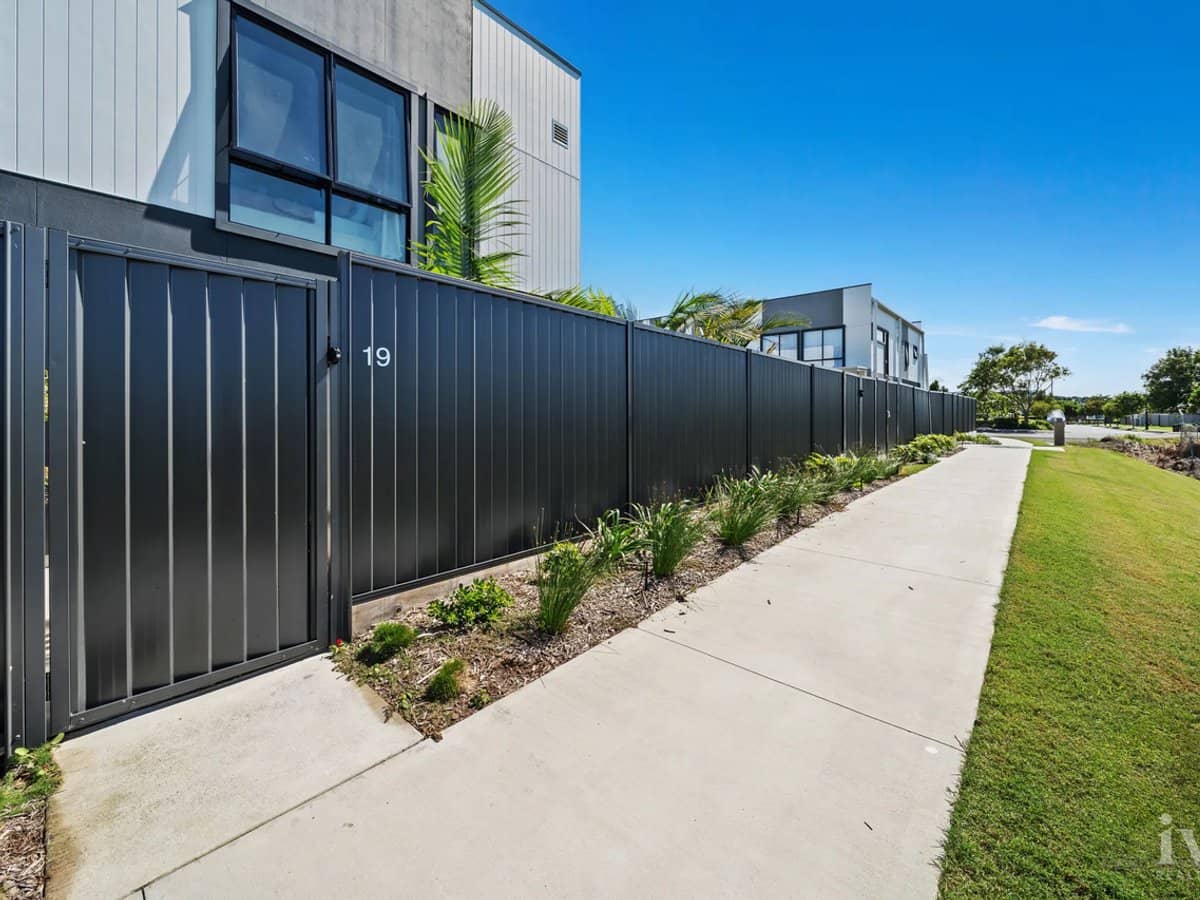 19/35 Grant Avenue, Hope Island - Thumbnail 17