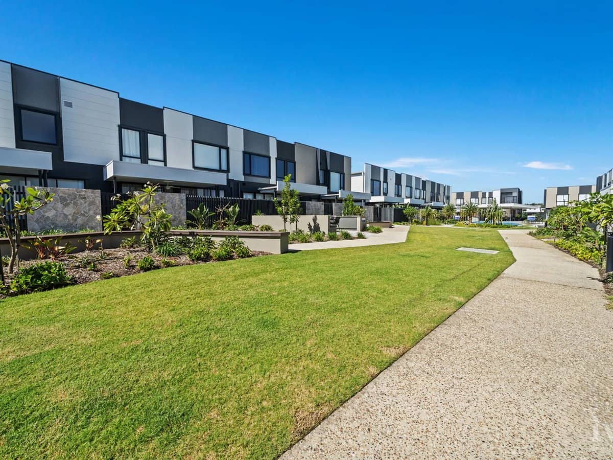 19/35 Grant Avenue, Hope Island - Thumbnail 22