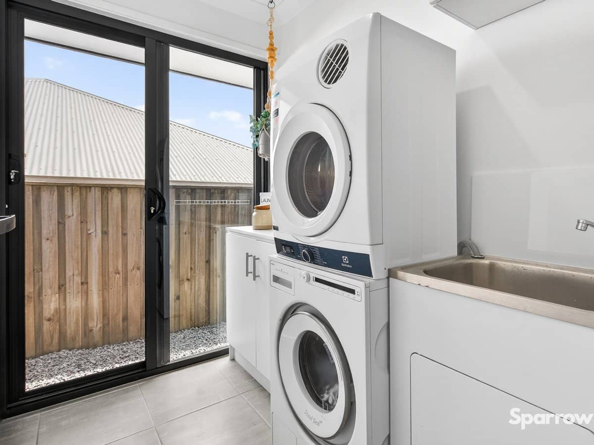 29 Herbst Drive, BAHRS SCRUB - Thumbnail 17