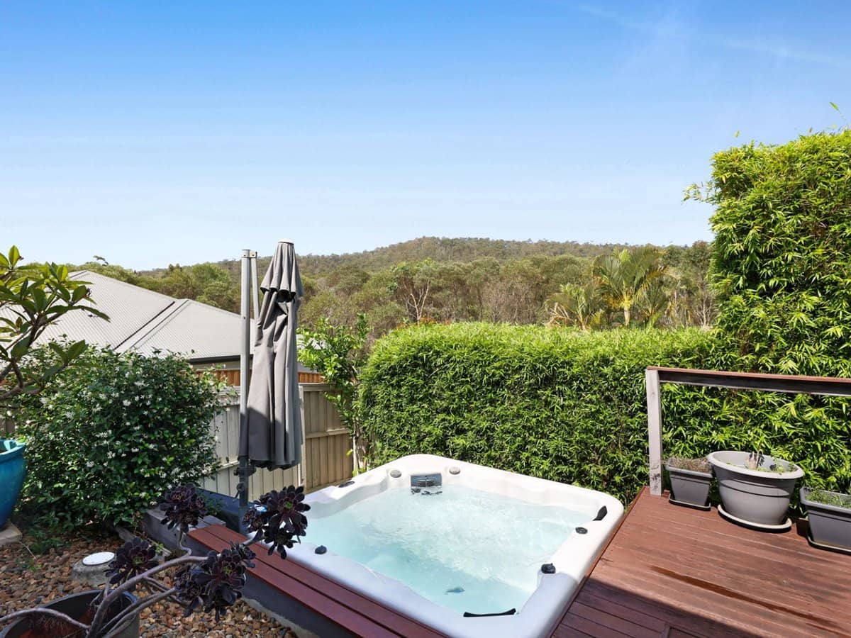 7 Button Quail Court, Gilston - Thumbnail 2