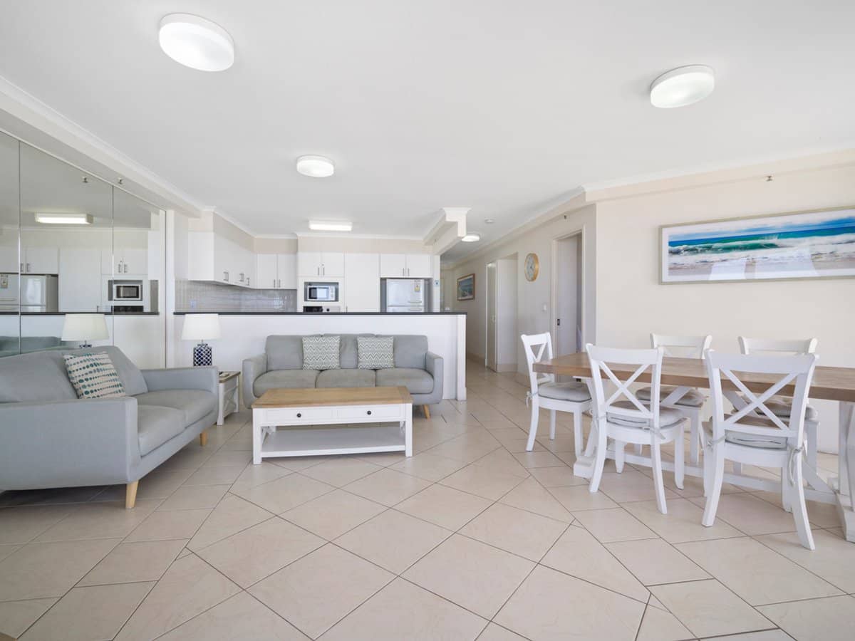 70-80 Marine Parade, COOLANGATTA - Thumbnail 9