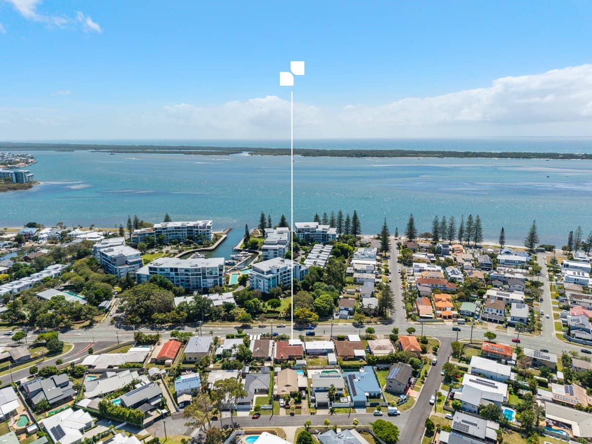 302 Bayview Street, Hollywell - Thumbnail 2