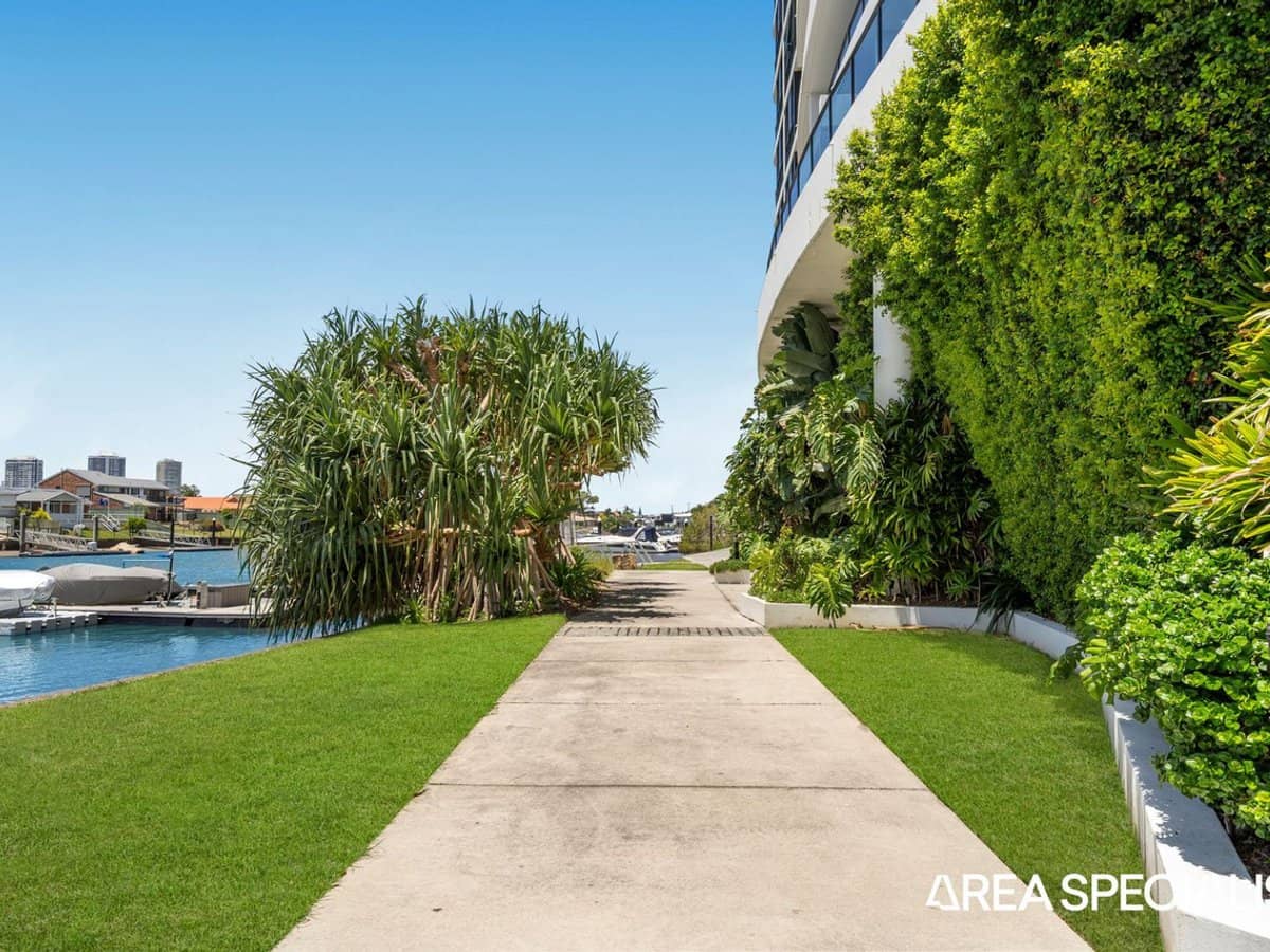 5 Harbour Side Court, Biggera Waters - Thumbnail 22