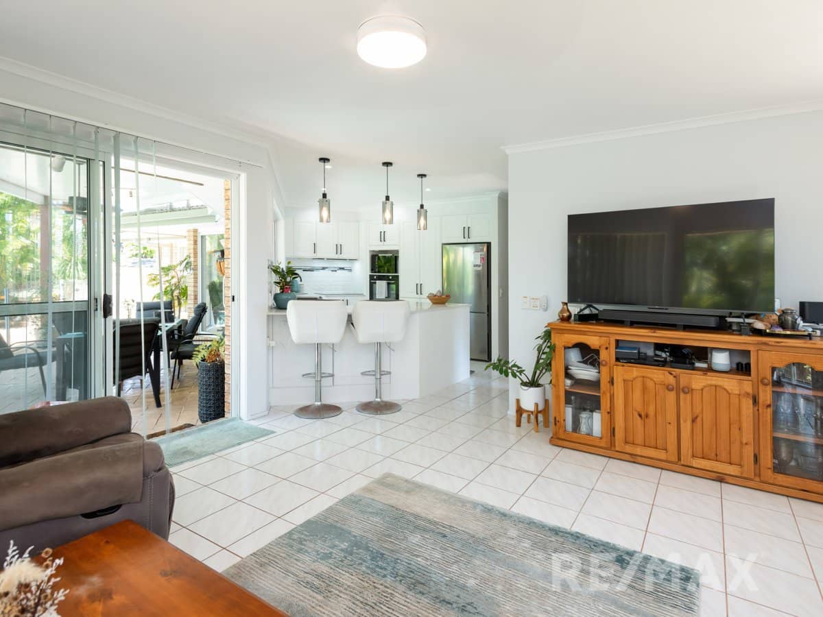 15 Kensington Street, ROBINA - Thumbnail 6